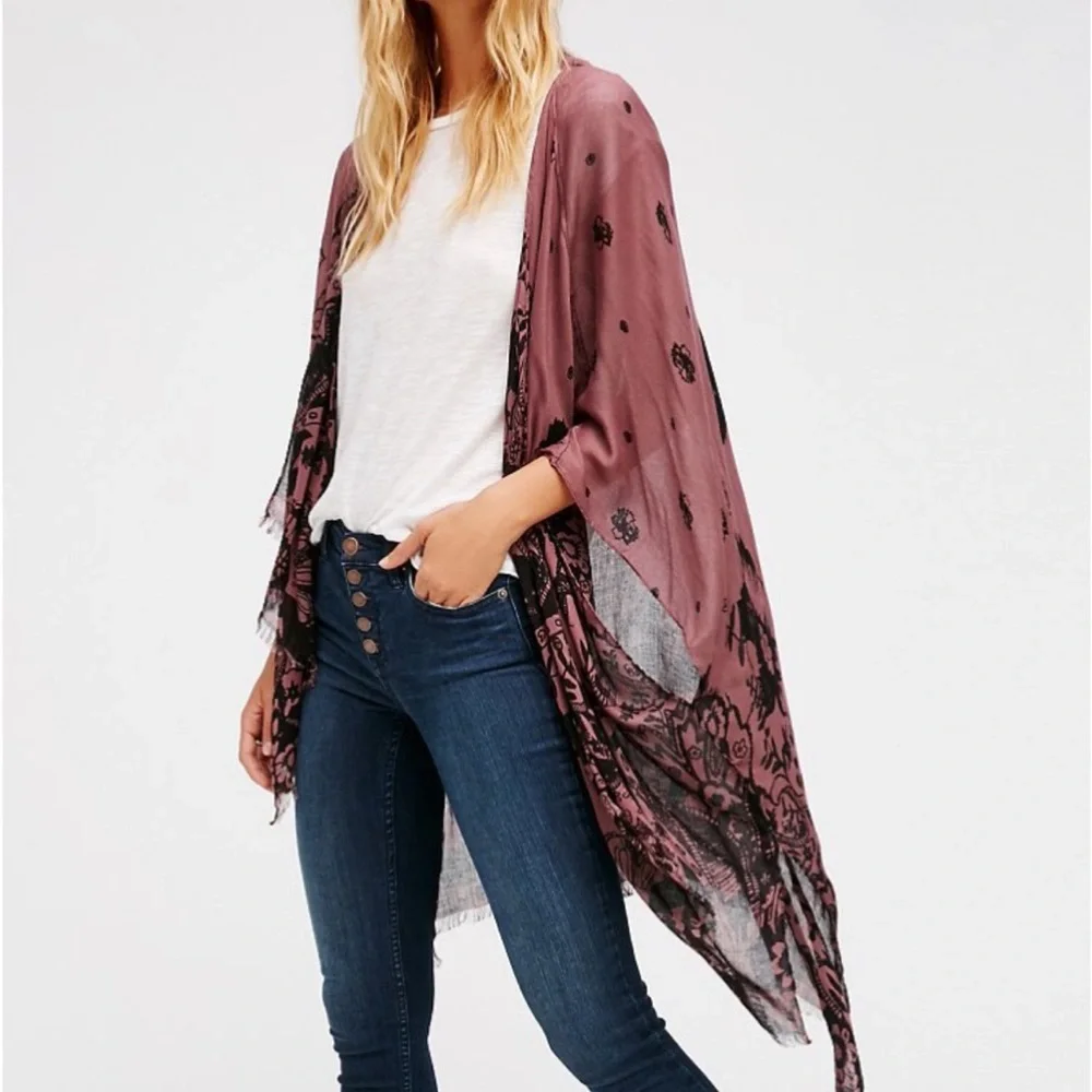 Free People Secret Garden Kimono - Picture 1 of 5